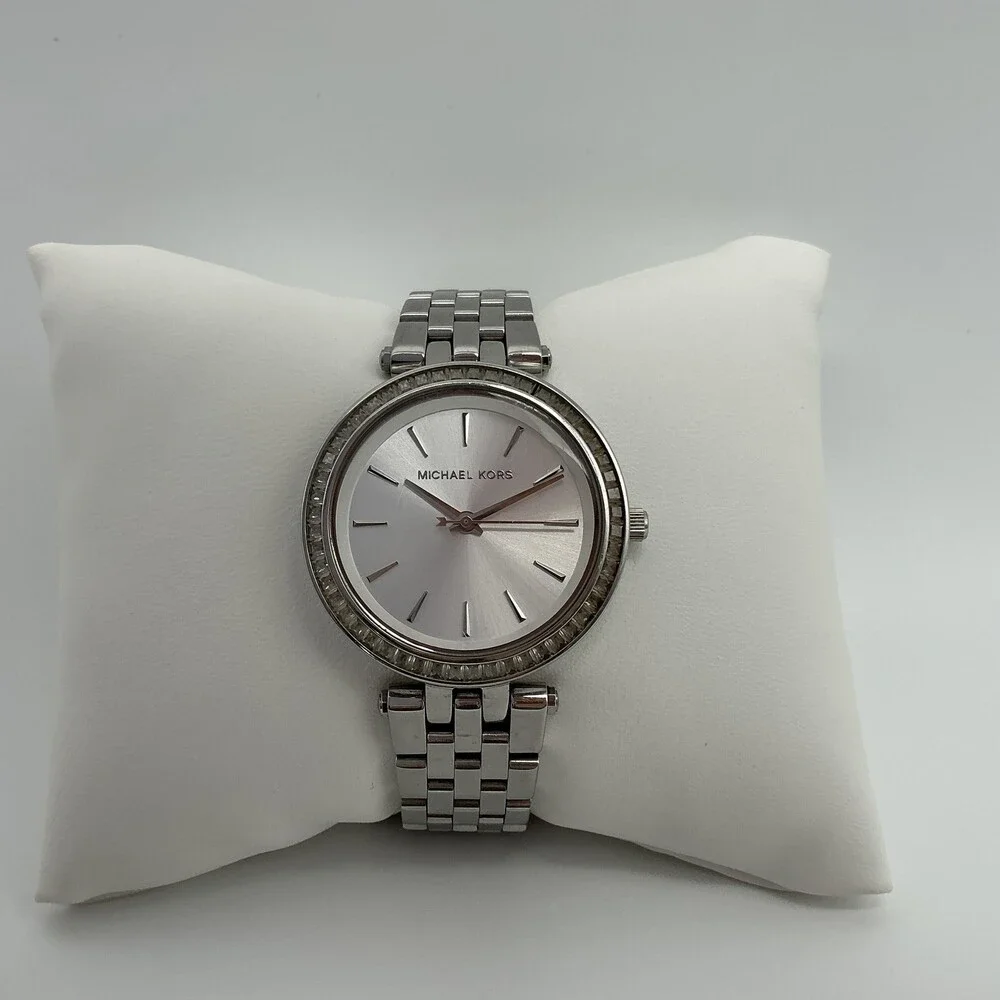 Michael Kors see photos